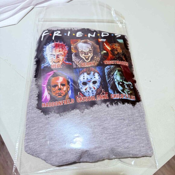 🎃 Size Large (12/14) – Black & Grey Halloween Tee for Classic Horror Fans! - Picture 2 of 2